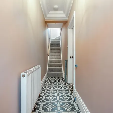 Holiday home Glossop